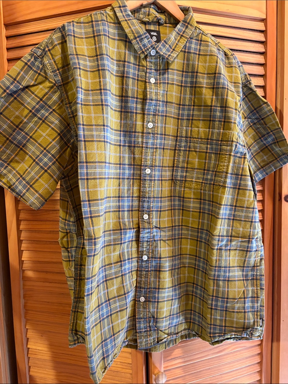 VANS Men's Short-Sleeve Plaid Button-Up Shirt in Olive Green